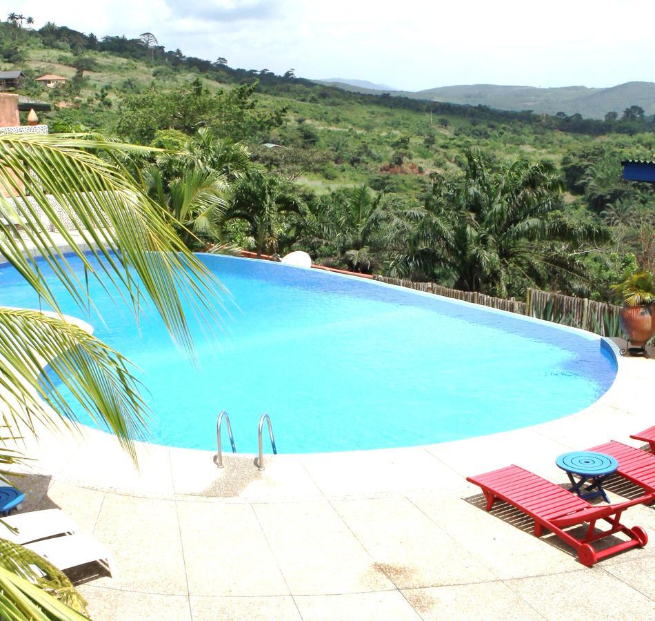 Hillburi Villa Aburi Buitenkant foto